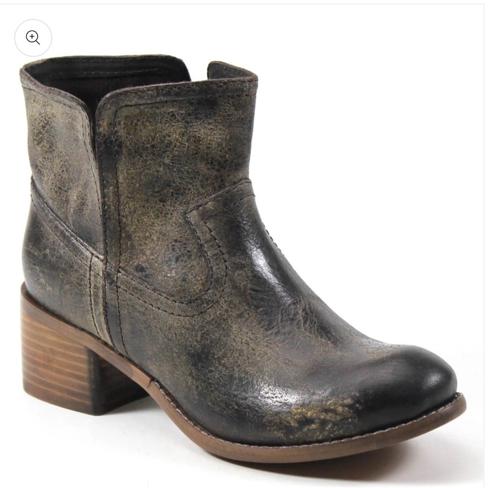 Diba True Women's Black Distressed Leather Ankle Boots sz 8